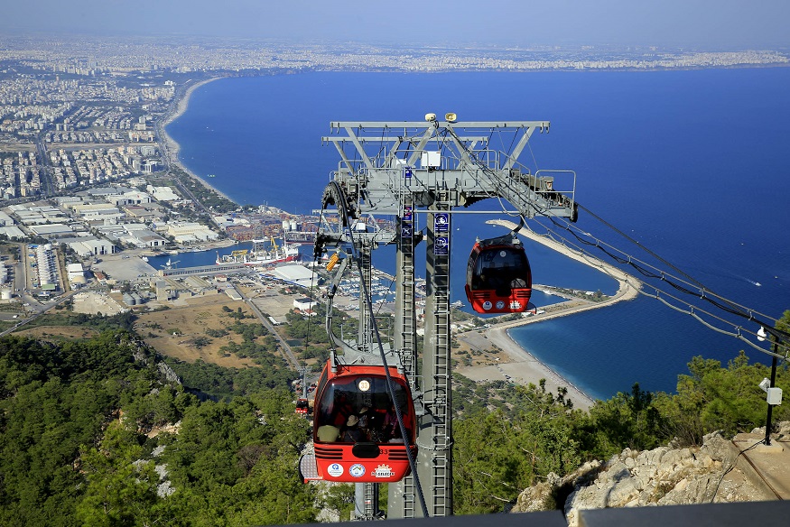 Teleferik projesi cazibe merkezi oldu