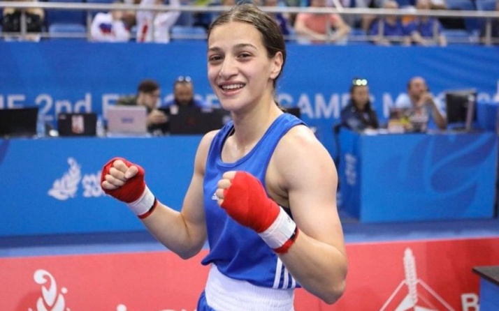 Türk Milli boksör Buse Naz Çakıroğlu'ndan 2019 Avrupa Oyunları'nda altın madalya!