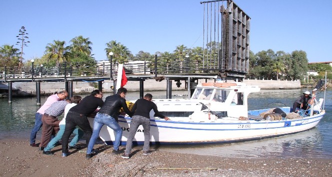 Belekli balıkçılar 15 gündür denize açılamıyor 