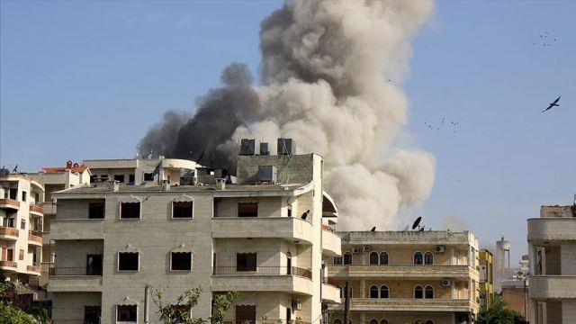 İdlib'de sağlık merkezi ve doğum hastanesi vuruldu