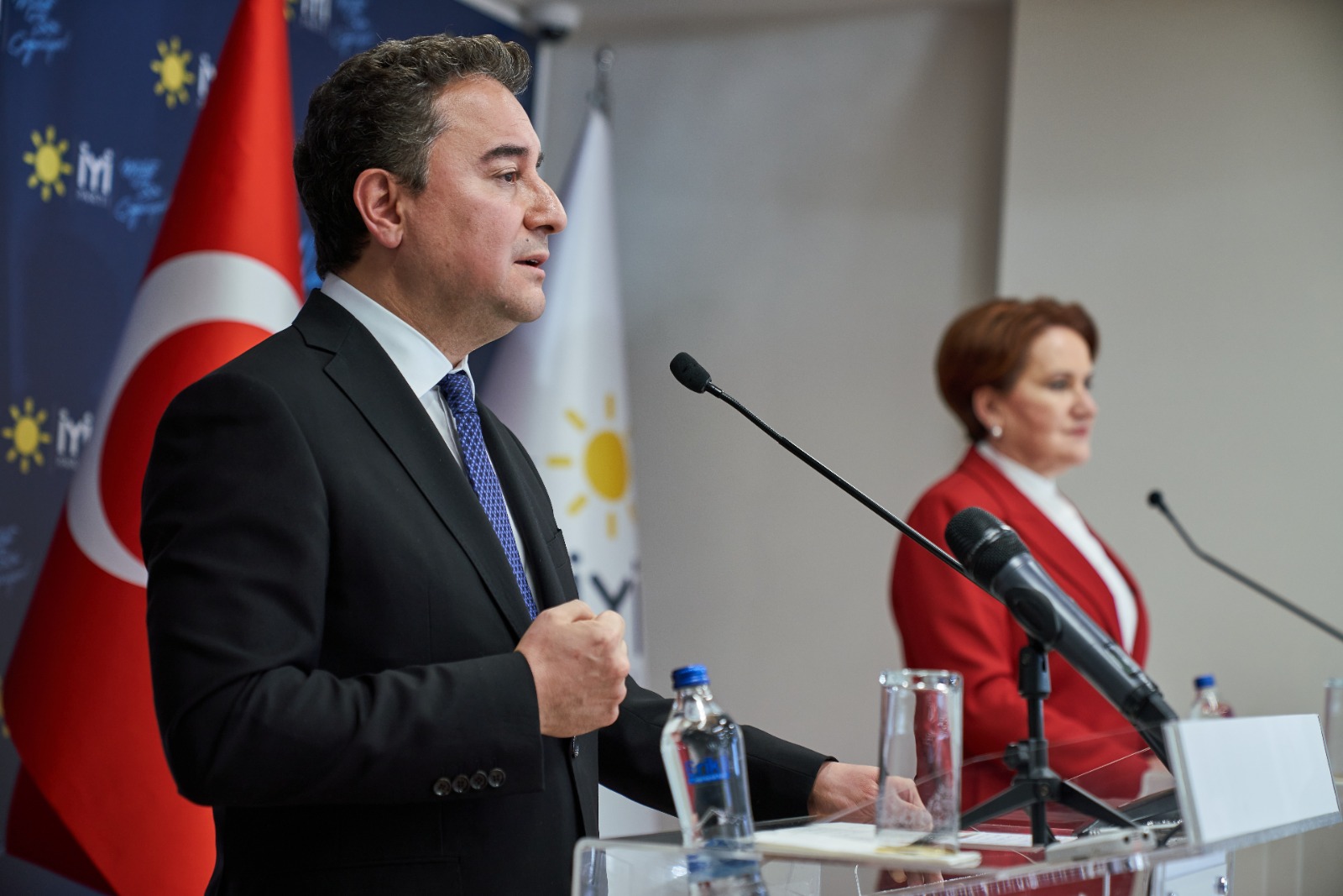 ALİ BABACAN:  “Yeni anayasa çağrısında bulunanlar   önce mevcut anayasaya uysun”