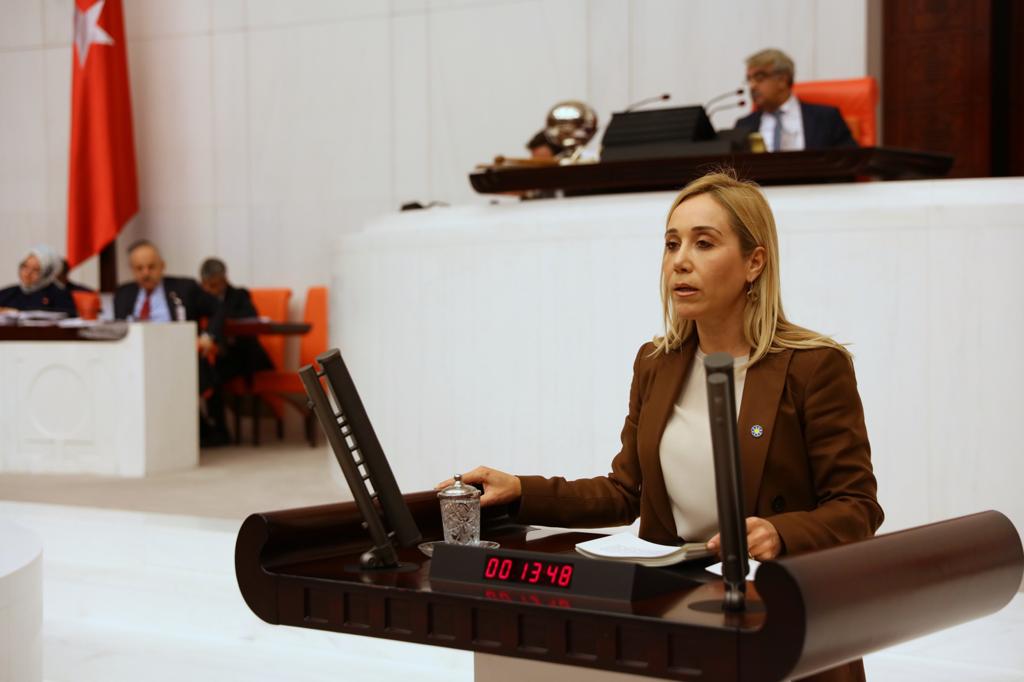 İYİ PARTİ GENEL BAŞKAN YARDIMCISI TUBA VURAL ÇOKAL’DAN MAHİR ÜNAL’A ÇOK SERT AÇIKLAMA