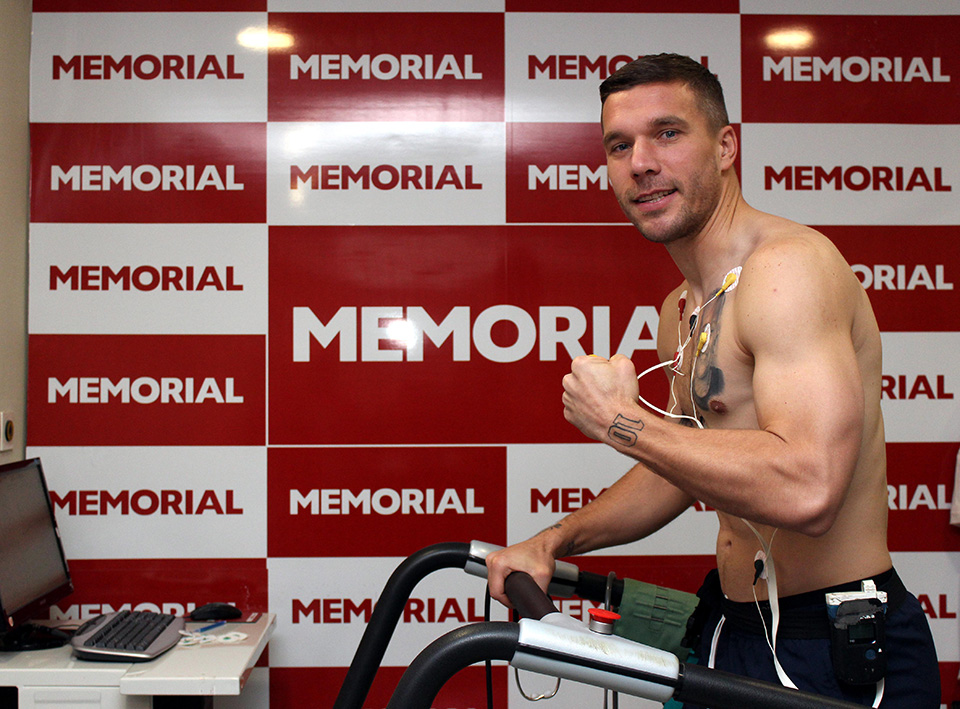Lukas Josef Podolski sağlık kontrolünden geçti