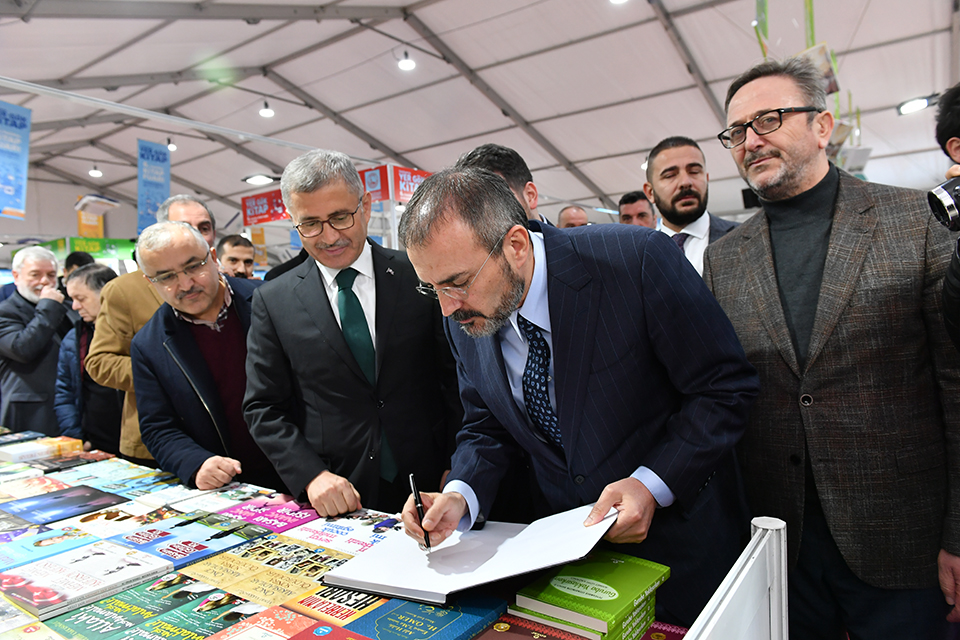 Üsküdar'da yer gök kitap oldu