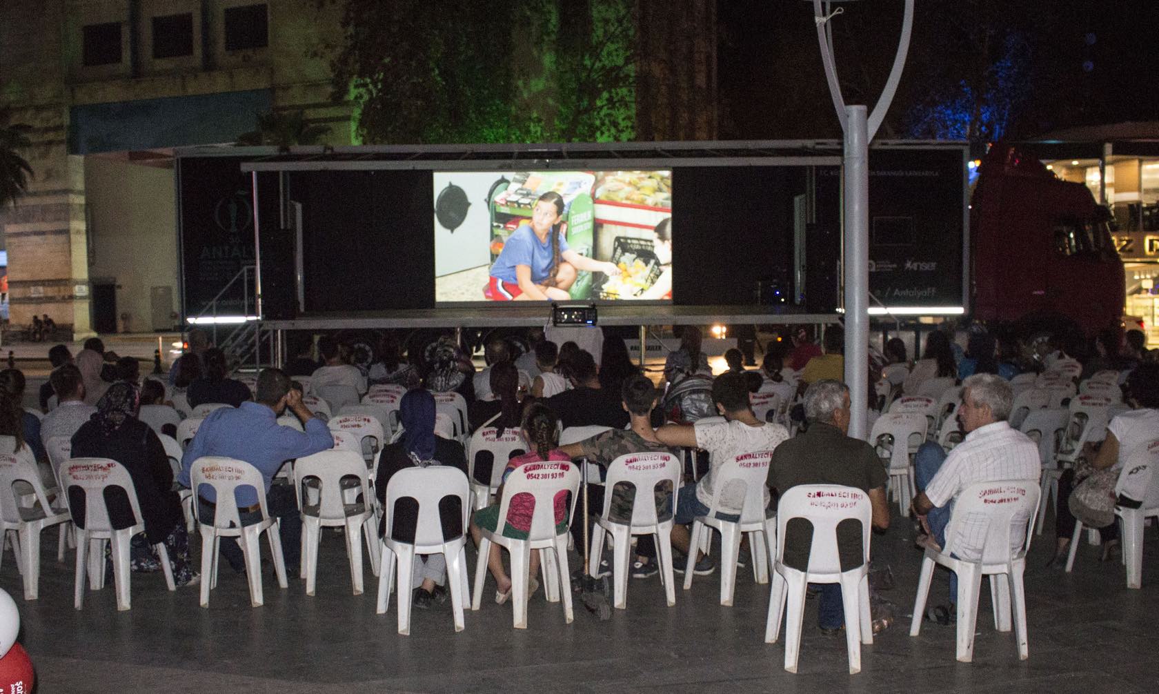 Altın Portakal Film Tırı Serik’teydi