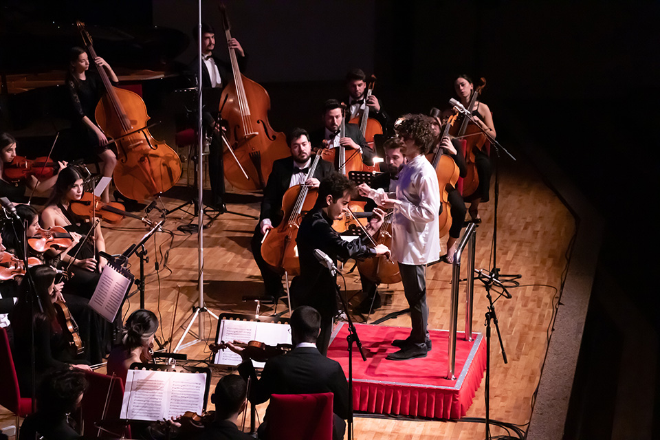 Dev orkestra ilk kez Antalya'da
